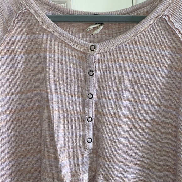 Free People Hi-Low Coastline Peplum Henley Tee - Picture 3 of 6